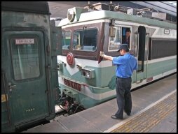 Locomotief voor de Trein zetten